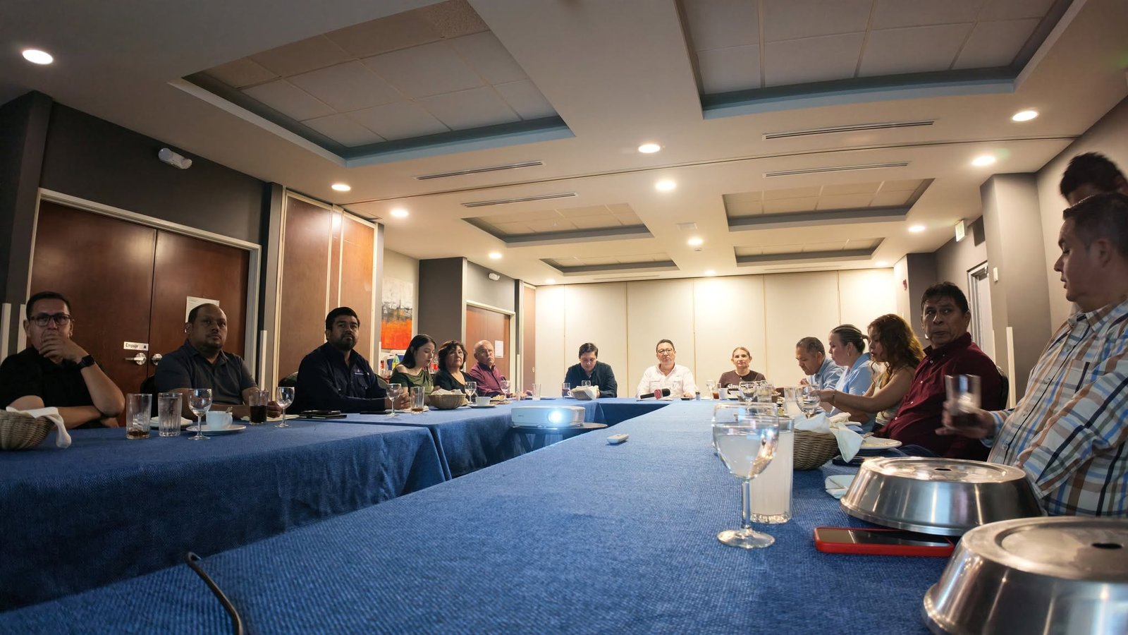 Profesionales reunidos en la quinta sesión de 2026